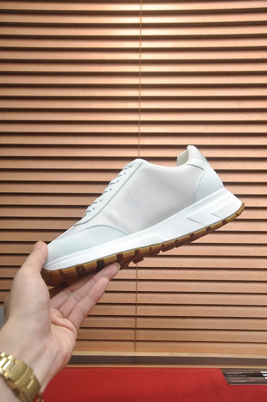Men's shoes 💰580💶 [PRADA] Top original items, new seasonal styles, high-quality original items, top-grade high-mercerized cowhide combined with original breathable fabric + imported glue, imported stretch fabric inside with original cowhide feet, original thick outsole! Quality guaranteed! Code 38-45 (45 customized)